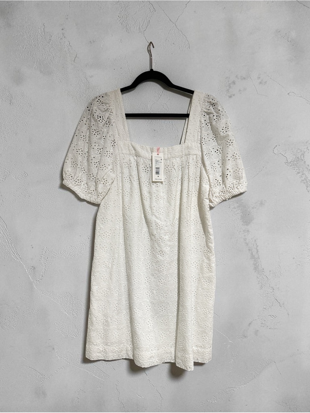 Vineyard Vines Serena Eyelet Dress Size Medium White NWT